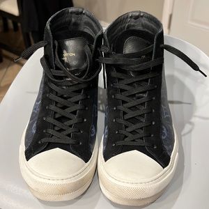 LV High Top Sneakers size 9 us